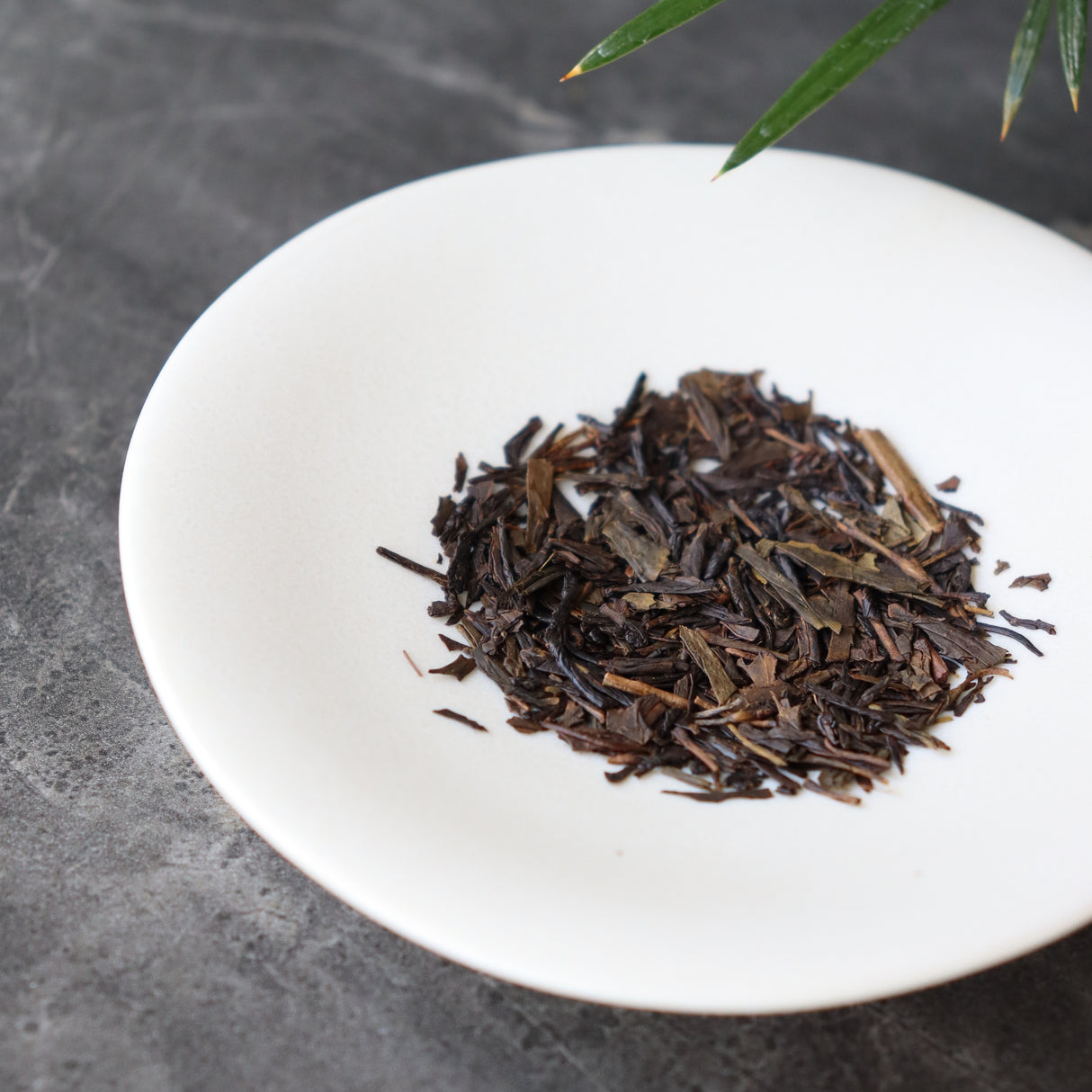 #0379.S5 兼六松本茶園:ウイスキーオークバレルウッドスモークほうじ茶 燻製焙茶 洋酒樽