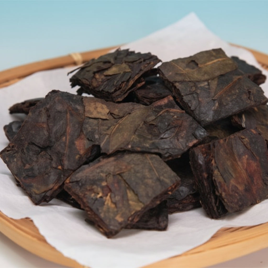 Goishicha Tea from farmer Nagao Kitamura 北村永夫の碁石茶 - natsumiya.live