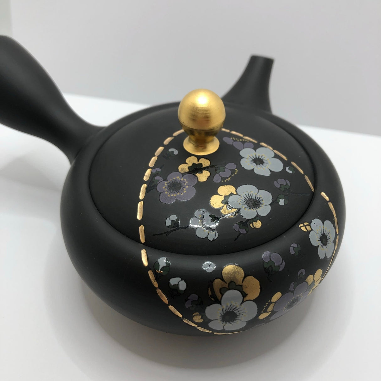 Isobe Ceramics mi123: Tokoname Kyusu Golden Sakura by Shouhou 250 ml 金彩桜 - natsumiya.live