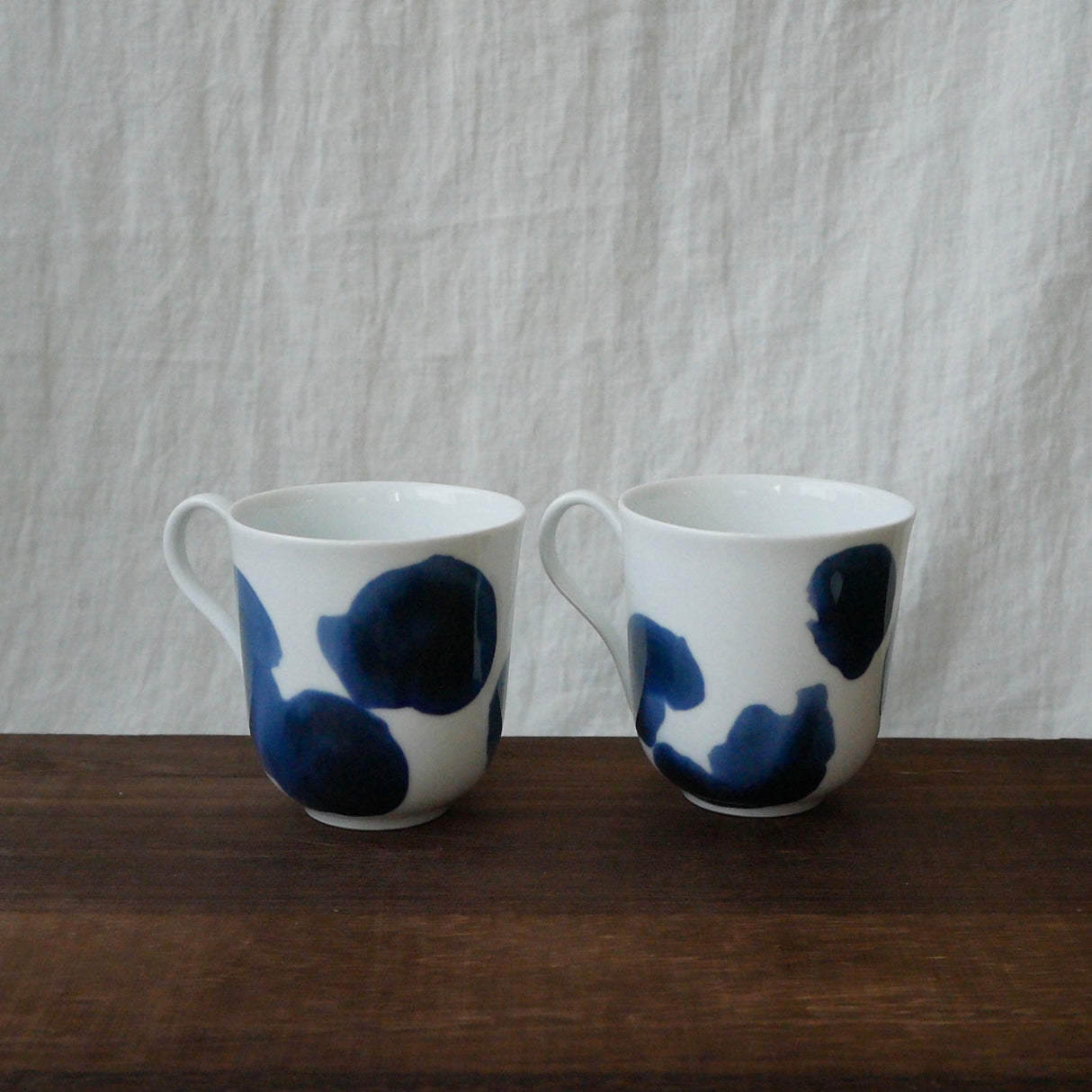Yamani - Miyama Tableware: Blue Ink White Paired Mugs - natsumiya.live
