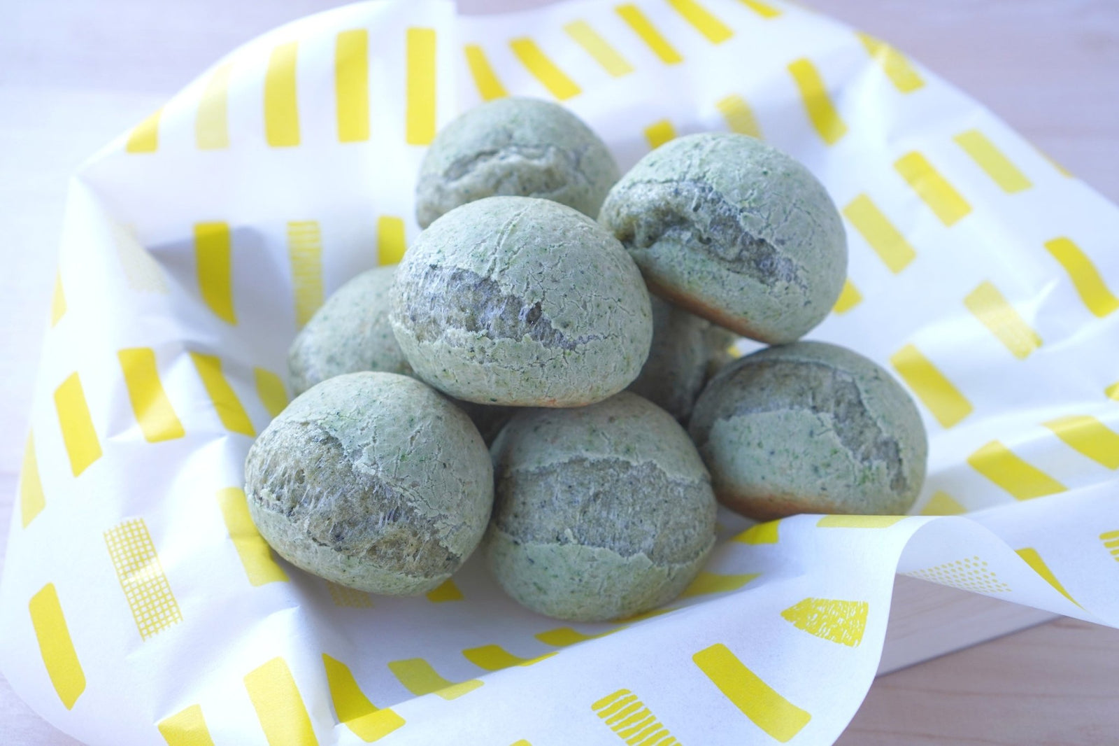 30 Minute Yomogi Cheese Buns Recipe - natsumiya.live