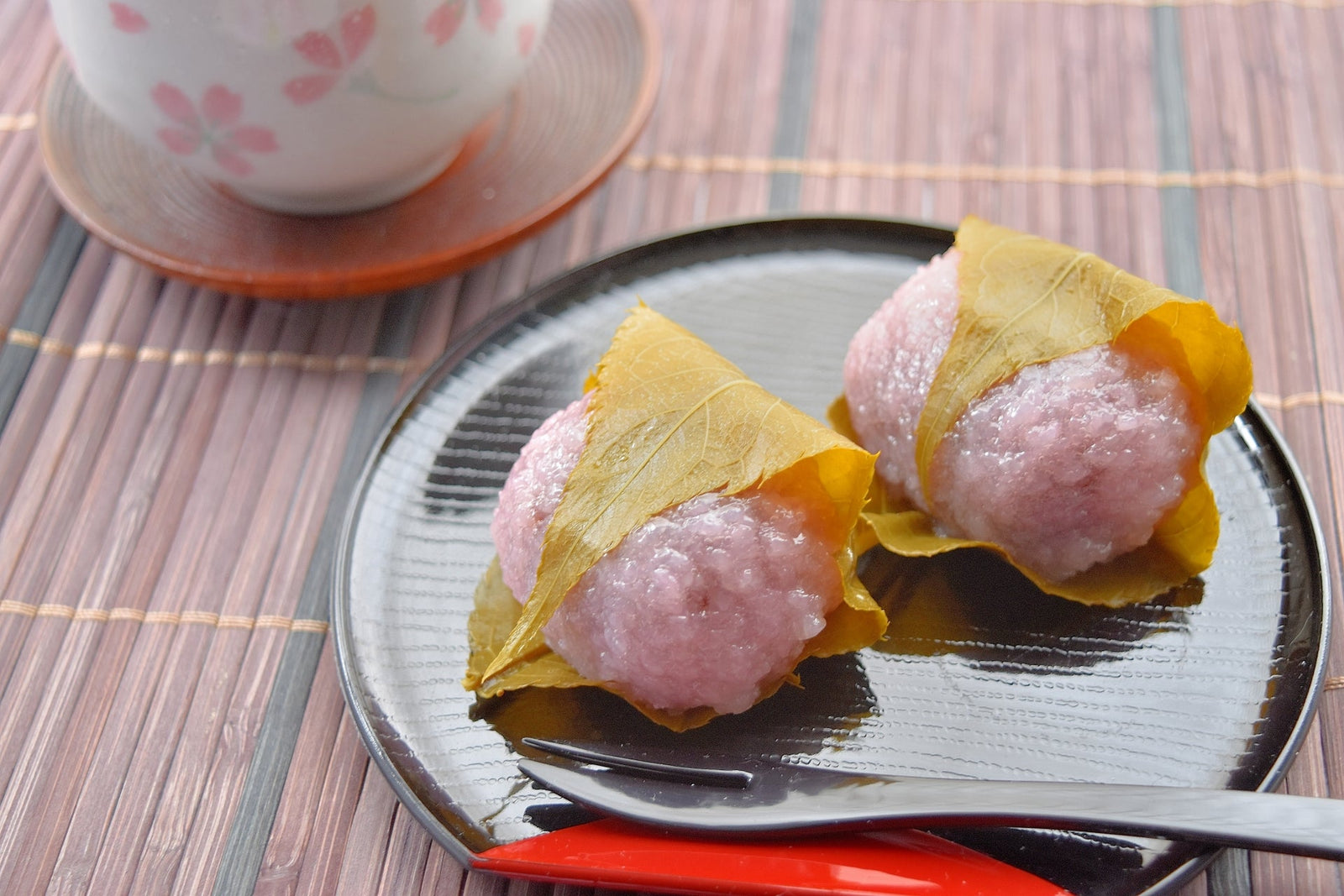 Sakura Mochi Recipe (easy-to-make recipe using microwave) - natsumiya.live