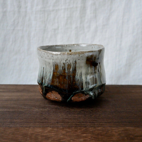 Gotanbayashi Kama: Karatsuyaki Matcha Bowl with Gift Box - natsumiya.live