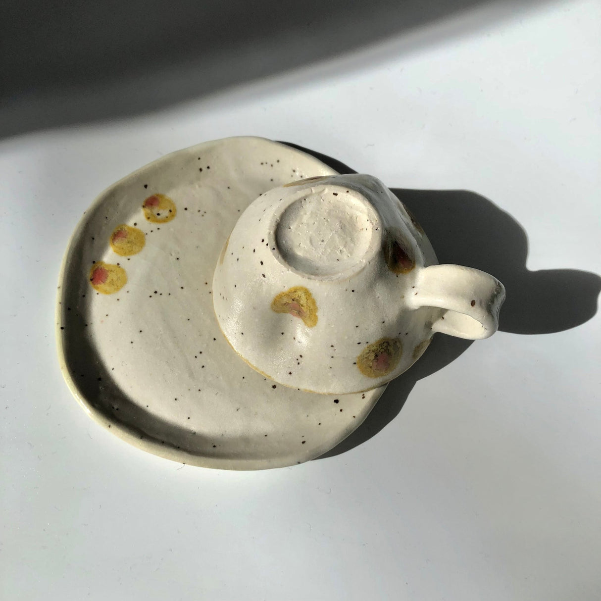 Hiroshi Hirai: Heart Shaped Cup & Saucer Set, Yellow Accents - natsumiya.live