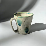 Hiroshi Hirai: Heart Shaped Mug Cup, Green Accents - natsumiya.live