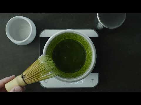 (while stock lasts) Origami Tea Akatsuki Black Minoyaki Porcelain Matcha Bowl with Pouring Lip　抹茶碗 暁月ブラック