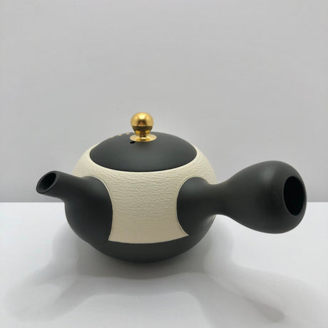 Isobe Ceramics mi122: Tokoname Kyusu Golden Autumn Leaves by Shouhou 200 ml 金彩紅葉桜 - natsumiya.live
