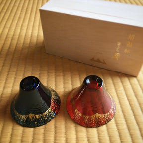 Kimoto Glass: a pair of Shofukuhai Mt.Fuji Deep Blue and Gold Red (65ml) - natsumiya.live