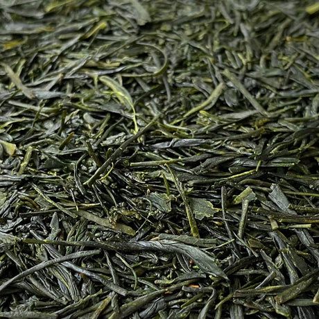 Kiyosawa Tea Gardens: Shizuoka Spring Asamushi Sencha by Konagai Chizuko - natsumiya.live