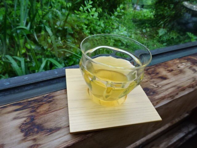 Kunitomo: Riguricha Iwakura - The Stone Throne - Handpicked Kamairicha りぐり茶 岩座 - natsumiya.live