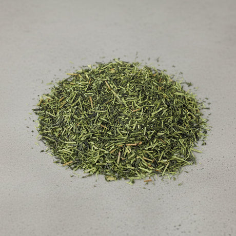 Marushige Shimizu Tea Farm: Karigane Leaf Stem Green Tea from Mie かりがね - natsumiya.live