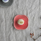 Oda Pottery: Wagashi Plate Red (10.5 cm) - natsumiya.live