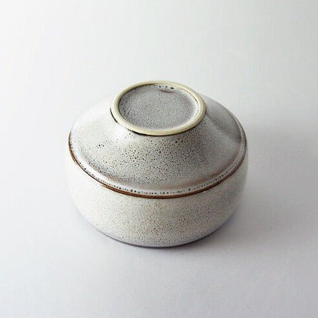 Saikai Ceramics: Hakuwan - Shiroyuzu, White Yuzu Porcelain Matcha Bowl with Gift Box - natsumiya.live