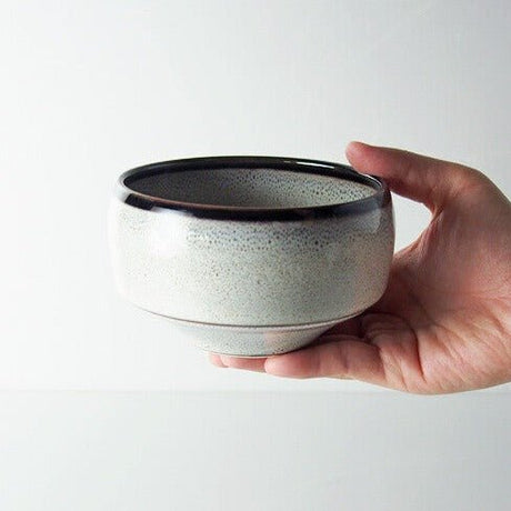 Saikai Ceramics: Hakuwan - Shiroyuzu, White Yuzu Porcelain Matcha Bowl with Gift Box - natsumiya.live