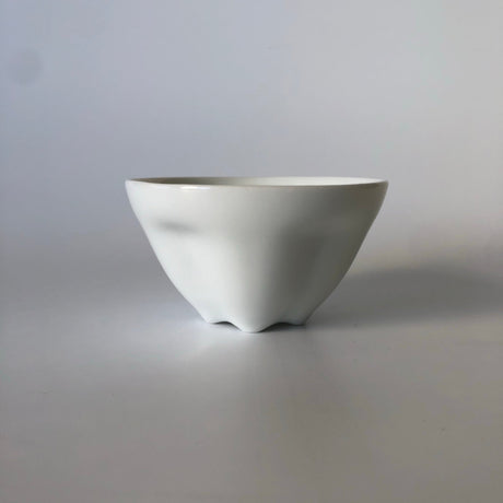 Sakura Shaped Porcelain Tea Cup - natsumiya.live