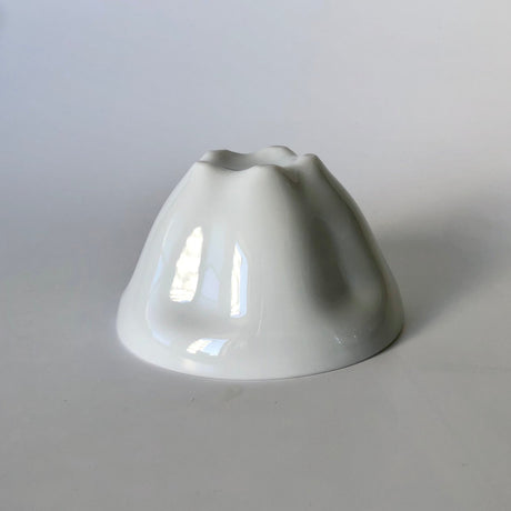 Sakura Shaped Porcelain Tea Cup - natsumiya.live