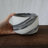 Shinro Yamamoto: Marble Porcelain Matcha Bowl 800 - natsumiya.live