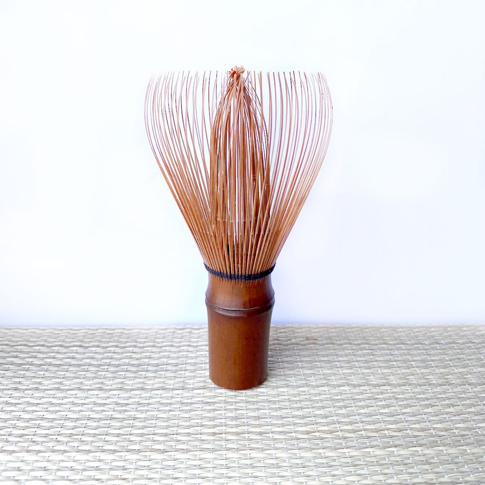 Suikaen Tanimura Yasuburo: Susudake Smoked Bamboo Shin Matcha Whisk 煤竹茶筌 真 - natsumiya.live