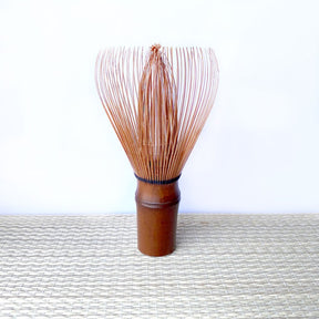 Suikaen Tanimura Yasuburo: Susudake Smoked Bamboo Shin Matcha Whisk 煤竹茶筌 真 - natsumiya.live