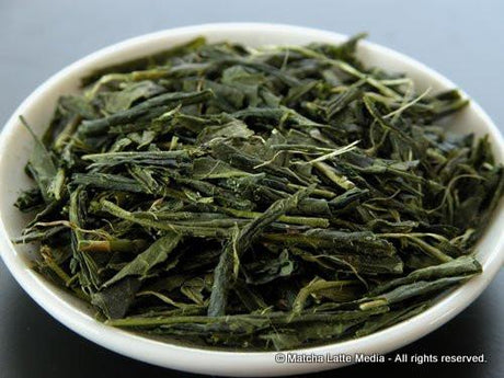 Takeo Tea Farm: Organic Bancha Green Tea (Autumn) - natsumiya.live