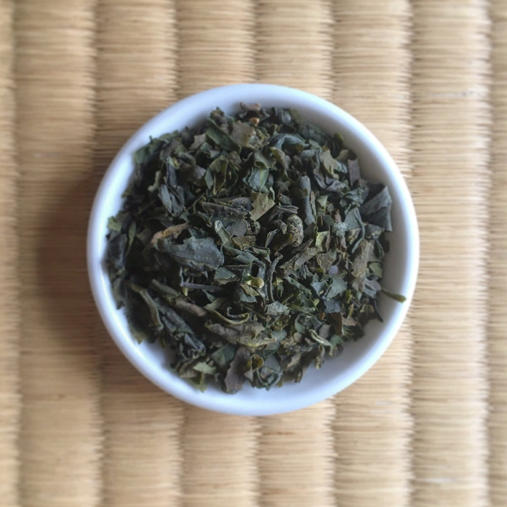 Tarui Tea Farm: 2019 First Flush Karabeni Single Cultivar Shizuoka Oolong Tea - natsumiya.live