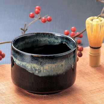 Yamaki Ikai M1412: Black Minoyaki Tenmoku Matcha Tea Bowl - natsumiya.live