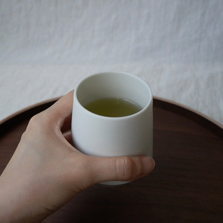 Yamani - Yamatsu Gifu: Minimalist Frustum Yunomi Tumbler, White - natsumiya.live