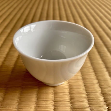 Yamatane: Tea Professional's White Porcelain Tea Cup - Small - natsumiya.live